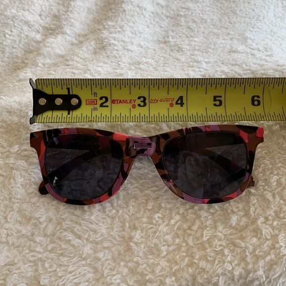 ‎Foster Grant Women's Pink Cateye Sunglasses - Picture 8 of 8